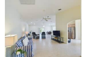 239 Briarcliff Cir, Sebastian, FL 32958, Sold 08/09/24