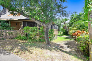 6291 Treetop Dr, Melbourne Beach, FL 32951, Sold 12/20/24