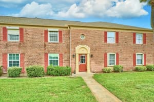 125 E Colonial Ct, Indian Harbour Beach, FL 32937, Sold 05/31/24
