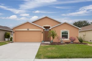 2943 Lantern Dr, South Daytona, FL 32119, Sold 08/16/24