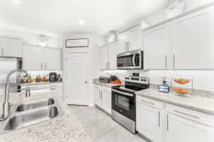 994 Remington Green Dr SE, Palm Bay, FL 32909, Sold 08/22/24