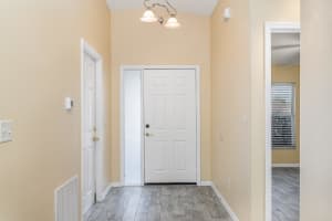 37 Kingfisher Ln, Edgewater, FL 32141, Sold 09/30/24