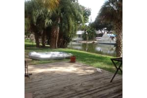 416 4th Street, Cocoa Beach, FL 32931 - MLS#1014235