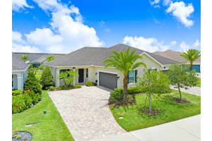 2630 Spur Dr, Melbourne, FL 32940, Sold 09/13/24
