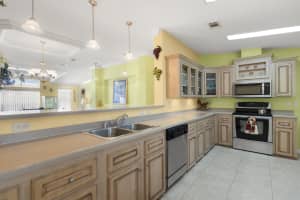 467 Horseshoe Bend Circle, Cocoa, FL 32926 Sold 06/03/25