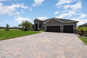 2901 Trasona Dr, Melbourne, FL 32940, Sold 11/04/24