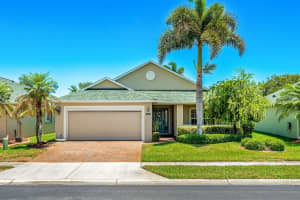 151 N Cory Dr, Edgewater, FL 32141, Sold 07/22/24