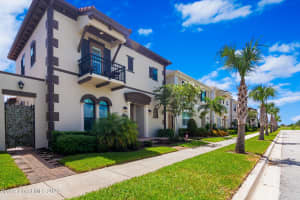 6734 Vista Hermosa Dr, Melbourne, FL 32940, Sold 10/18/24