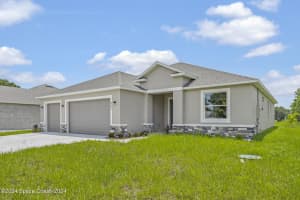 802 Coconut St SE, Palm Bay, FL 32909, Sold 11/25/24