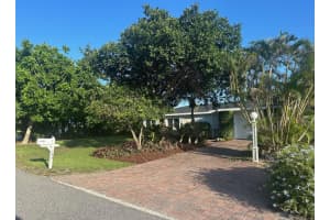 145 Sea Crest Dr, Melbourne Beach, FL 32951, Sold 09/25/24