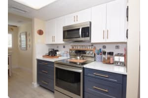 532 Beach Park Ln, Cape Canaveral, FL 32920, Sold 08/22/24