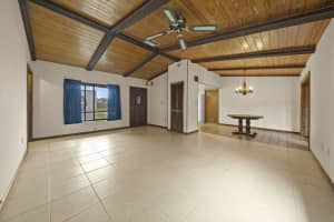 66 Old Sunbeam Dr, South Daytona, FL 32119, Sold 08/12/24