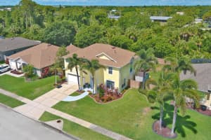 446 Stonehenge Cir, Rockledge, FL 32955, Sold 10/25/24