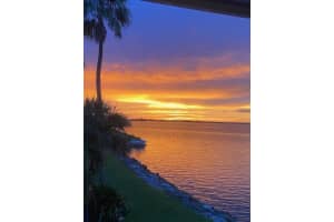 2819 Glenwood Ave, New Smyrna Beach, FL 32168, Sold 09/25/24