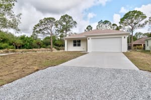 1629 Travelers Palm Dr, Edgewater, FL 32132, Sold 10/03/24