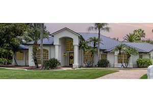 889 Oak Park Dr, Melbourne, FL 32940, Sold 10/15/24