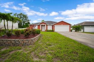 1886 Creekwater Blvd, Port Orange, FL 32128, Sold 08/06/24
