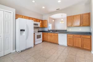 121 Wishing Well Cir SW, Palm Bay, FL 32908, Sold 10/07/24