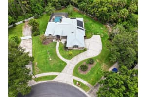 576 Lake Ashley Cir, Melbourne, FL 32904, Sold 09/16/24