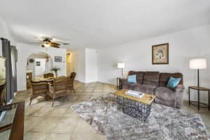 541 S Peninsula Ave APT A22, New Smyrna Beach, FL 32169, Sold 07/03/24