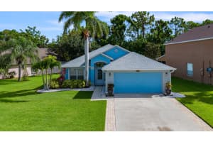 2342 Glasbern Cir, West Melbourne, FL 32904, Sold 10/23/24