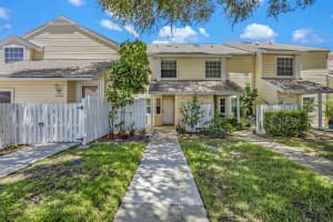 744 Players Ct, Melbourne, FL 32940, Sold 10/01/24