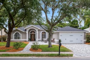 981 Somerset Ln, Melbourne, FL 32940, Sold 09/30/24