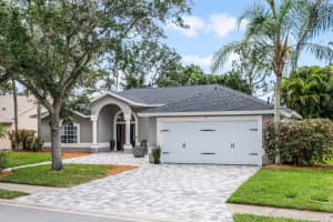 981 Somerset Ln, Melbourne, FL 32940, Sold 09/30/24
