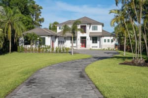 2760 N Riverside Dr, Indialantic, FL 32903, Sold 10/21/24