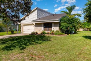214 Shangri La Cir, Edgewater, FL 32132, Sold 12/27/24