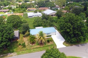 131 Oak St, Oak Hill, FL 32759, Sold 10/30/24