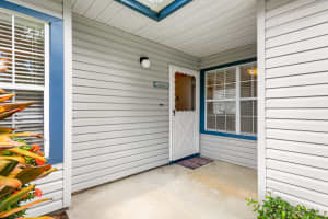 4915 Lake Waterford Way W, Melbourne, FL 32901, Sold 10/03/24