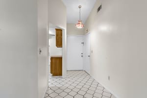4915 Lake Waterford Way W, Melbourne, FL 32901, Sold 10/03/24