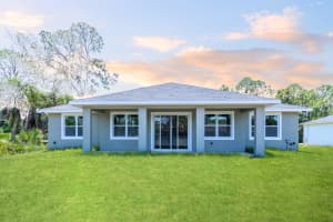 581 Harrisburg St SW, Palm Bay, FL 32908, Sold 09/17/24
