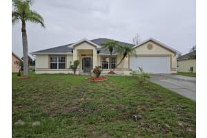 878 Bay Breeze Wy, New Smyrna Beach, FL 32169, Sold 12/30/24