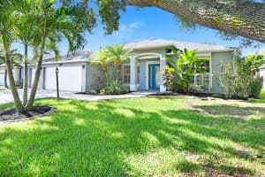 2523 Woodfield Cir, Melbourne, FL 32904, Sold 08/30/24