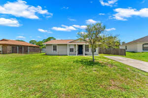 1389 Salina St SE, Palm Bay, FL 32909, Sold 12/09/24