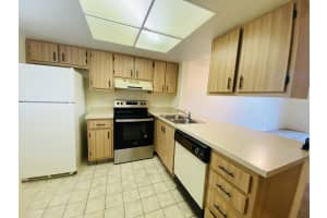 1600 University Ln, Cocoa, FL 32922, Sold 02/21/25