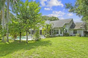 5000 Timber Ln Dr, Cocoa, FL 32926, Sold 09/06/24