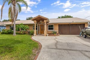 122 Landis St, New Smyrna Beach, FL 32168, Sold 10/13/24