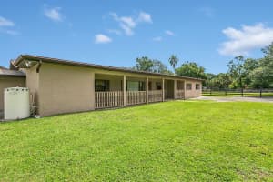 1928 S Riverside Dr, Edgewater, FL 32141, Sold 09/30/24