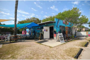 201 Taft Ave, Cocoa Beach, FL 32931, Sold 10/04/24