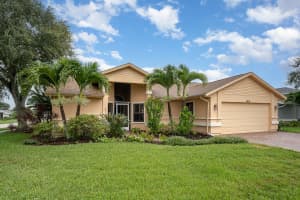 1512 Chesapeake Ct, Melbourne, FL 32940, Sold 11/22/24