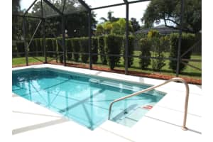 693 Linville Falls Dr, Melbourne, FL 32904, Sold 09/18/24