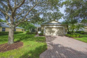 545 Kenwood Dr SW, Vero Beach, FL 32968, Sold 12/20/24