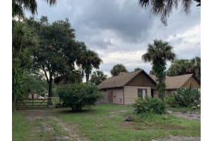 144 S Halifax Ave APT 82, Daytona Beach, FL 32118, Sold 12/06/24