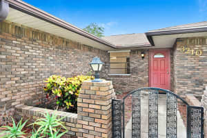1047 S Myrtle Ave, New Smyrna Beach, FL 32168, Sold 01/10/25