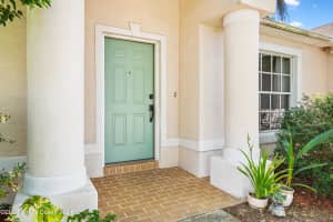 5542 Meadow Oaks Dr, Titusville, FL 32780, Sold 10/04/24