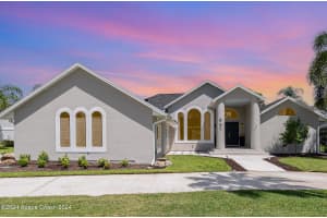 697 Spring Lake Dr, Melbourne, FL 32940, Sold 10/02/24