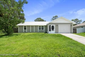 831 Airport Avenue, Palm Bay, FL 32909 Sold 04/14/25